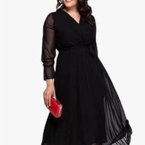 This is a woman’s plus size dress. Size 18. It is black. https://a.co/82xuwqv